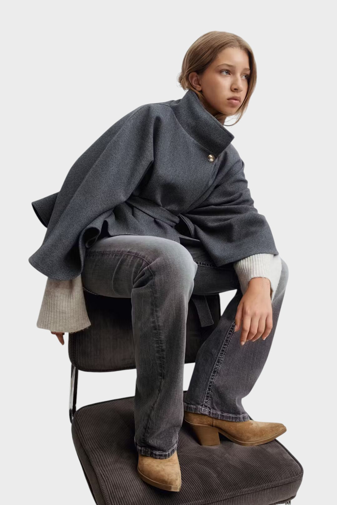 Lana ™  | Minimalistički kaput s bezvremenskom elegancijom