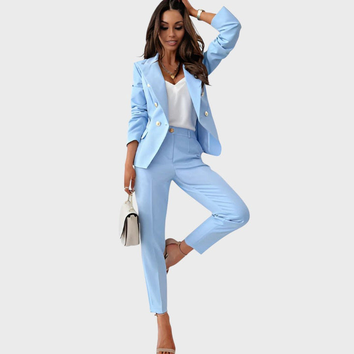 Božena - Dvoredno odijelo sa strukiranim krojem